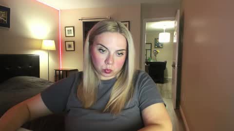 Winter Miracle online show from November 2, 4:04 am