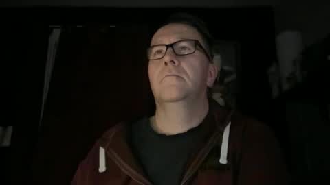 Snapshot of wintyr chatting on October 17, 1:09 am wintyr online show from October 17, 1:09 am