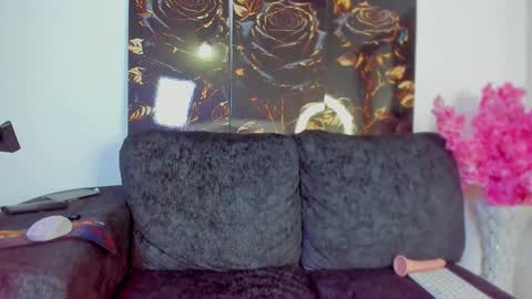 winy_hot online show from February 24, 1:36 am