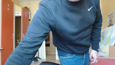 Dirty online show from May 11, 4:04 pm