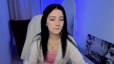 Vivian online show from December 1, 5:45 am