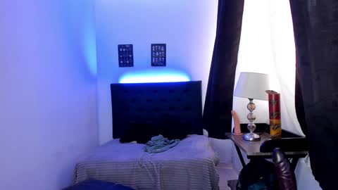 Snapshot of wiz_maleja chatting on December 2, 9:50 pm MALEJA online show from December 2, 9:50 pm