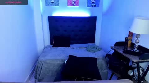 Snapshot of wiz_maleja chatting on February 12, 10:37 pm MALEJA online show from February 12, 10:37 pm