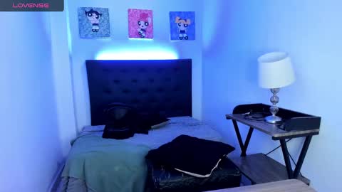 Snapshot of wiz_maleja chatting on March 3, 3:20 pm MALEJA online show from March 3, 3:20 pm