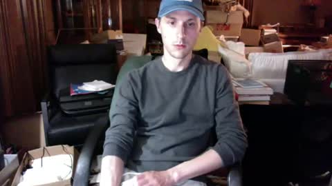 Snapshot of wizardsofwaverlypenis2 chatting on April 18, 7:34 am the mcrib online show from April 18, 7:34 am