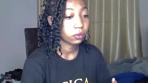 Snapshot of wizzia_khalifa chatting on March 1, 7:08 am girlie o online show from March 1, 7:08 am