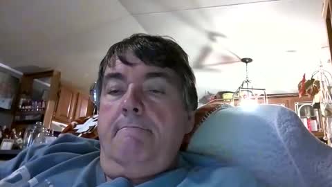 wldlife online show from October 12, 10:42 pm