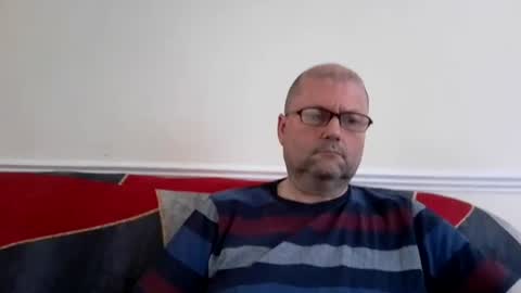 Snapshot of wobble444 chatting on June 30, 10:49 am wobble444 online show from June 30, 10:49 am
