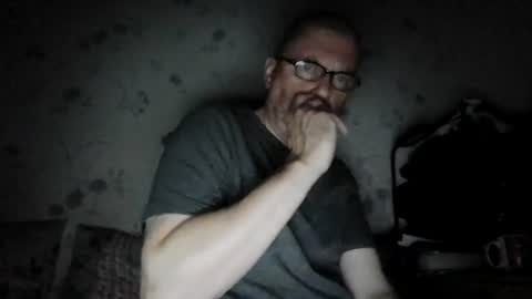 Snapshot of wobble444 chatting on July 14, 1:19 am wobble444 online show from July 14, 1:19 am