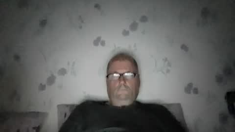 Snapshot of wobble444 chatting on July 16, 1:11 am wobble444 online show from July 16, 1:11 am