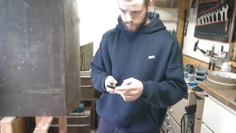 Snapshot of wolf021221 chatting on November 23, 11:43 am wolf021221 online show from November 23, 11:43 am