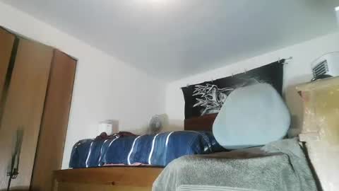 Snapshot of wolfman79 chatting on July 11, 11:13 am wolfman79 online show from July 11, 11:13 am