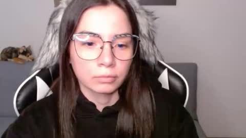 Alex online show from February 1, 2:10 am