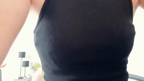 Stia online show from April 4, 11:51 am