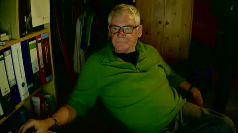 Snapshot of wonneprop10 chatting on February 13, 5:09 pm Always Horny online show from February 13, 5:09 pm