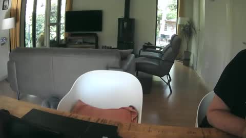 Snapshot of woodwurm chatting on May 16, 6:32 am woodwurm and Snoeske online show from May 16, 6:32 am
