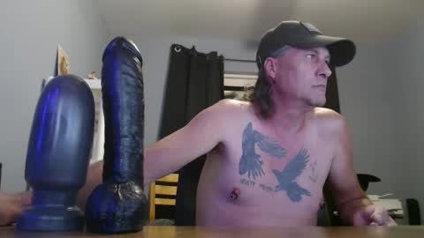 Snapshot of woody1nut chatting on November 1, 1:40 am Woody online show from November 1, 1:40 am