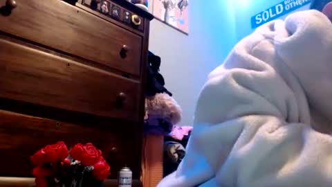 Snapshot of woofwolfxix chatting on October 29, 6:15 am woofwolfxix online show from October 29, 6:15 am