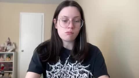 Snapshot of worship_lucina chatting on January 6, 6:31 pm Lucina online show from January 6, 6:31 pm