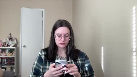 Snapshot of worship_lucina chatting on January 9, 3:12 pm Lucina online show from January 9, 3:12 pm