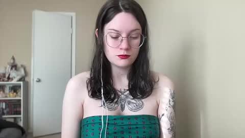 Snapshot of worship_lucina chatting on January 14, 3:36 pm Lucina online show from January 14, 3:36 pm