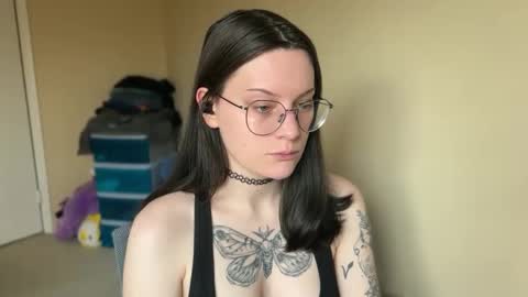 Snapshot of worship_lucina chatting on February 7, 6:13 pm Lucina online show from February 7, 6:13 pm