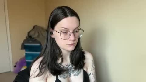 Snapshot of worship_lucina chatting on February 10, 6:13 pm Lucina online show from February 10, 6:13 pm