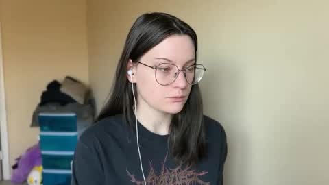 Snapshot of worship_lucina chatting on February 17, 5:53 pm Lucina online show from February 17, 5:53 pm