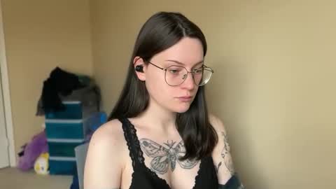 Snapshot of worship_lucina chatting on February 20, 6:24 pm Lucina online show from February 20, 6:24 pm