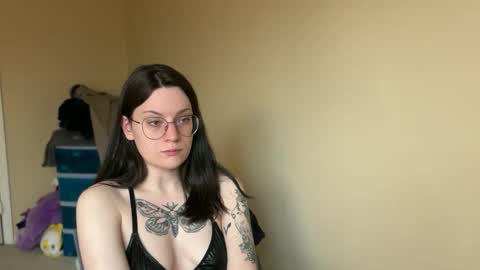 Snapshot of worship_lucina chatting on March 5, 5:50 pm Lucina online show from March 5, 5:50 pm