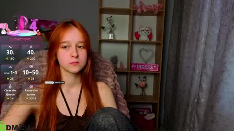 wow_emma_ online show from April 9, 1:05 pm