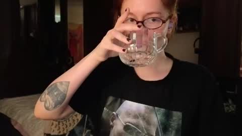 Snapshot of wow_luvng chatting on April 13, 3:39 pm Rebecy online show from April 13, 3:39 pm