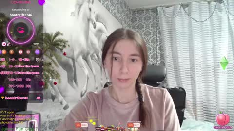 Snapshot of wow_porno_ chatting on December 3, 11:44 am Anna  online show from December 3, 11:44 am