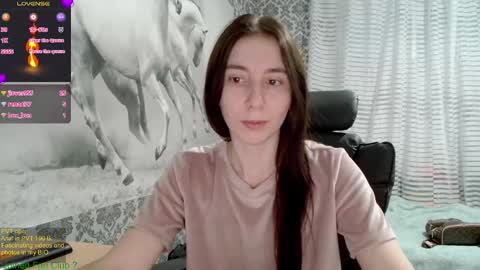 Snapshot of wow_porno_ chatting on February 18, 3:43 pm Anna  online show from February 18, 3:43 pm