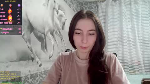 Snapshot of wow_porno_ chatting on February 26, 5:39 pm Anna  online show from February 26, 5:39 pm