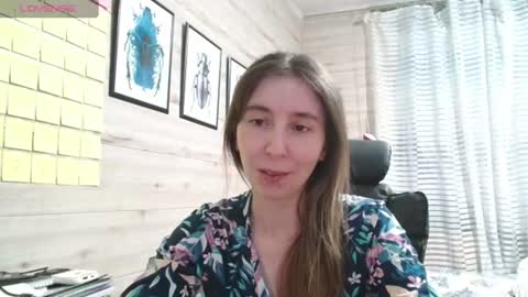 Snapshot of wow_porno_ chatting on July 17, 4:12 pm Anna online show from July 17, 4:12 pm