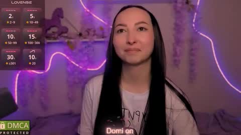 Snapshot of wow_sue chatting on February 14, 4:42 am Sue online show from February 14, 4:42 am