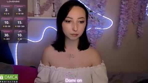 Snapshot of wow_sue chatting on March 22, 5:55 am Sue online show from March 22, 5:55 am