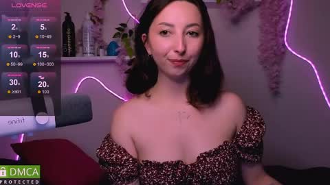 Snapshot of wow_sue chatting on June 7, 8:45 pm Sue online show from June 7, 8:45 pm
