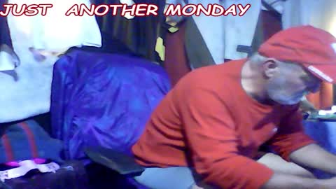 Snapshot of wscooter1 chatting on January 28, 12:47 am SCOOTER online show from January 28, 12:47 am