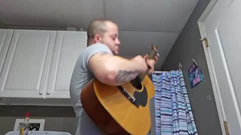 Snapshot of wundrsword33 chatting on March 2, 5:23 am BONER DONOR online show from March 2, 5:23 am