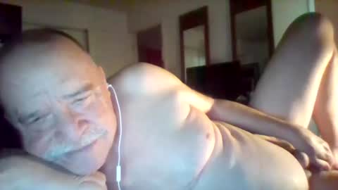 wvmountainlover online show from March 21, 8:08 am