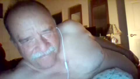 Snapshot of wvmountainlover chatting on June 22, 8:55 am wvmountainlover online show from June 22, 8:55 am