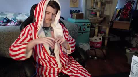 Wyatt online show from October 29, 10:33 pm