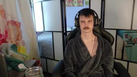 Wyatt online show from February 8, 7:17 pm