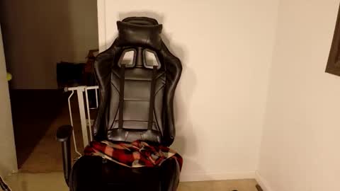 Wyatt online show from April 12, 4:39 am