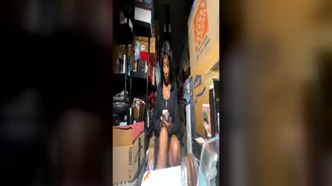 Snapshot of wynterheat chatting on July 8, 1:48 pm Wynter Heat online show from July 8, 1:48 pm