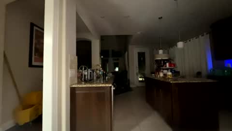 Snapshot of wynterheat chatting on July 13, 5:54 am Wynter Heat online show from July 13, 5:54 am