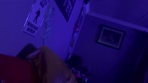 Snapshot of x7i3zuvfcwxym8naezgb chatting on December 14, 9:36 am Whatyouwantbest online show from December 14, 9:36 am