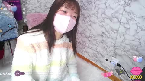 Snapshot of x_alice_xx chatting on December 27, 11:21 pm x_alice_xx online show from December 27, 11:21 pm